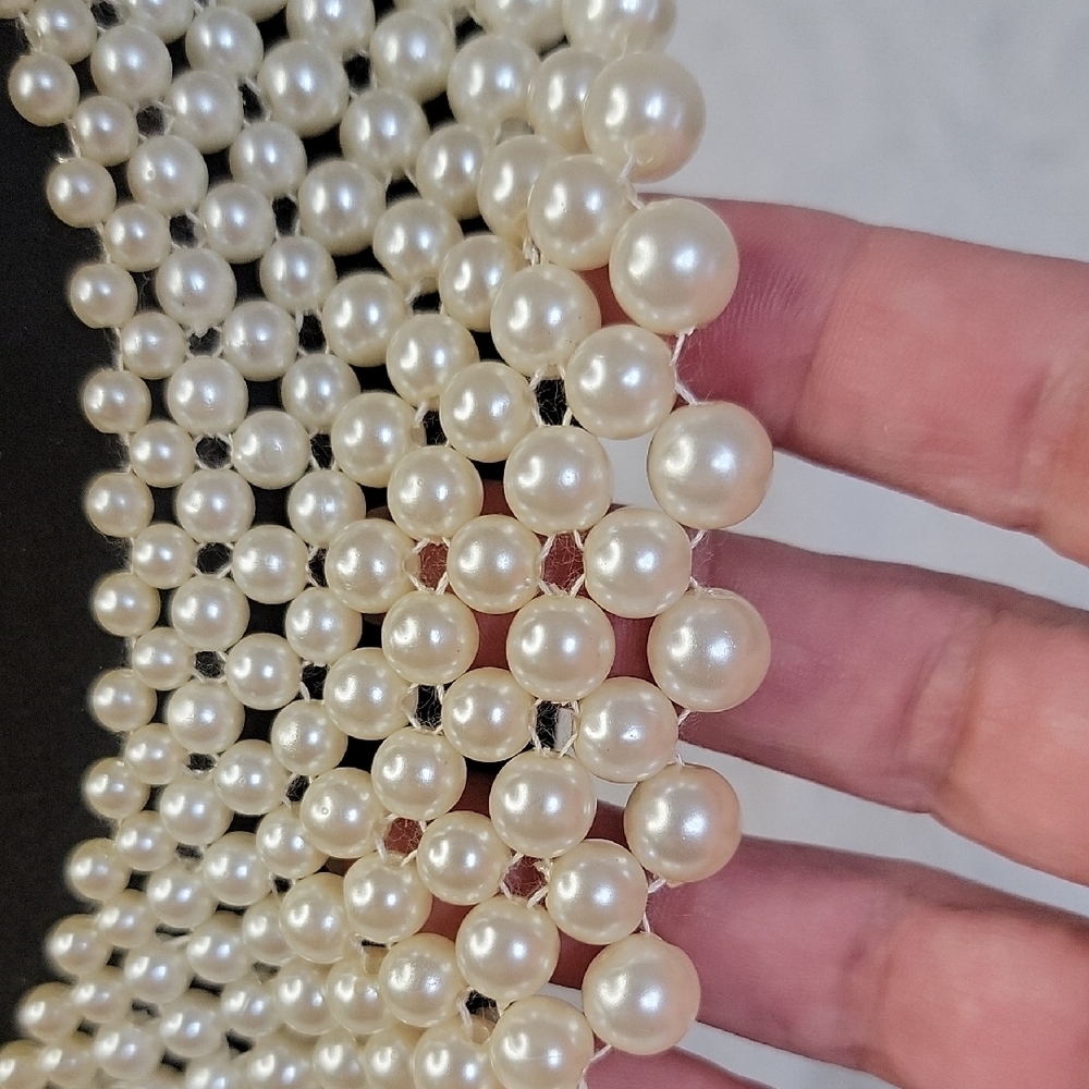 Hong Kong Stamped Pearl Bib Necklace - Picture 5 of 8